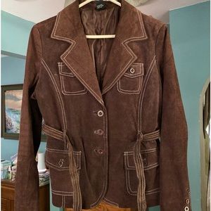 Rue 21 brown suede trench style short jacket w/belt sz Junior Large